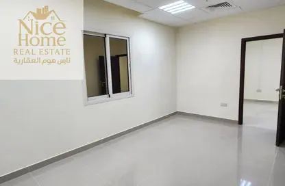 Apartment - 4 Bedrooms - 2 Bathrooms for rent in Al Muntazah - Doha