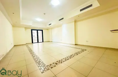 Apartment - 1 Bedroom - 2 Bathrooms for rent in One Porto Arabia - Porto Arabia - The Pearl Island - Doha