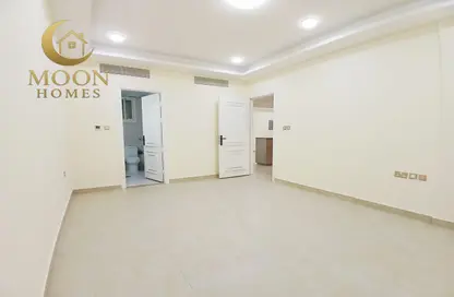 Apartment - 2 Bedrooms - 3 Bathrooms for rent in Al Mansoura - Al Mansoura - Doha