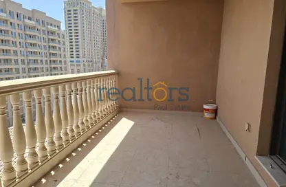 Apartment - 2 Bedrooms - 3 Bathrooms for rent in Jumanah Tower 29 - Porto Arabia - The Pearl Island - Doha