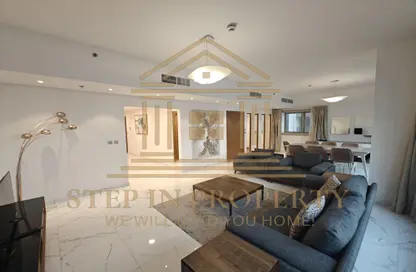 شقة - 2 غرف نوم - 4 حمامات للايجار في ٣٥ ويست باي - الخليج الغربي - الدوحة