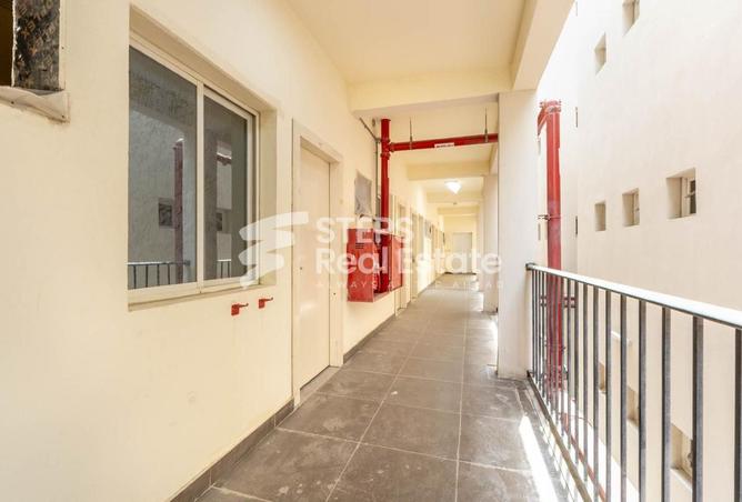 963167 - Property Main Image