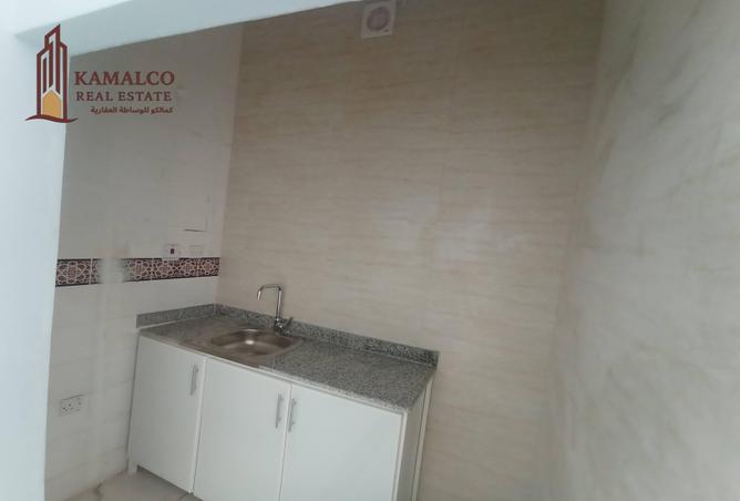 932172 - Property Image 3