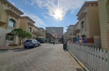 Compound - 3 Bedrooms - 3 Bathrooms for rent in Wadi Al Markh - Muraikh - AlMuraikh - Doha