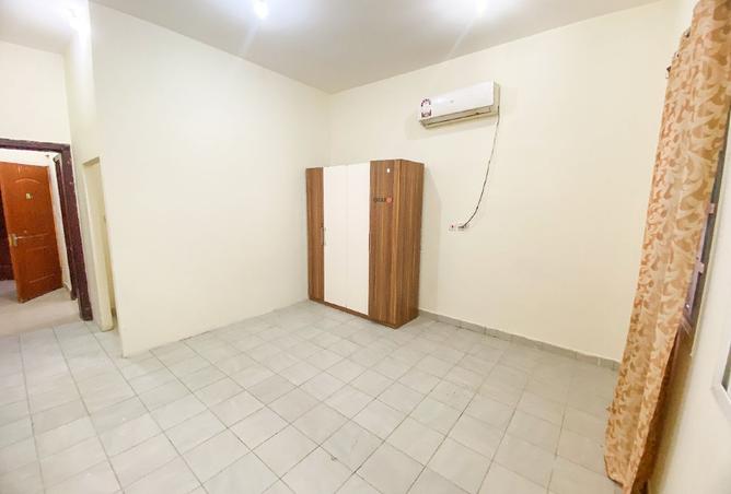 943253 - Property Image 2