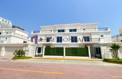 Villa - 6 Bedrooms - 7 Bathrooms for rent in The Villas - The Pearl Island - Doha