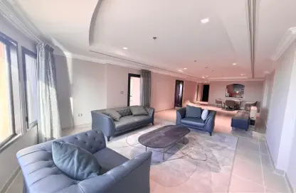 Apartment - 1 Bedroom - 2 Bathrooms for rent in East Porto Drive - Porto Arabia - The Pearl Island - Doha