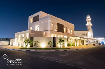 فيلا - 7 غرف نوم - 8 حمامات للبيع في الغرافة - الغرافة - الدوحة