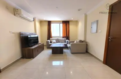 Apartment - 1 Bedroom - 1 Bathroom for rent in Musheireb - Musheireb - Doha