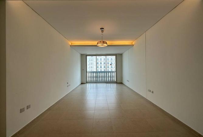 956577 - Property Image 2