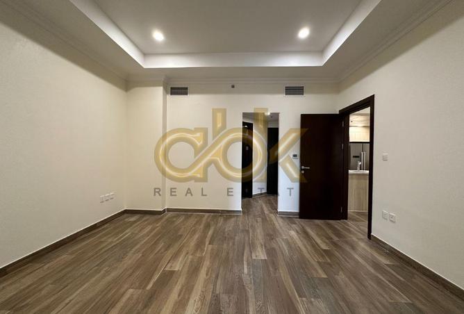 953501 - Property Image 3