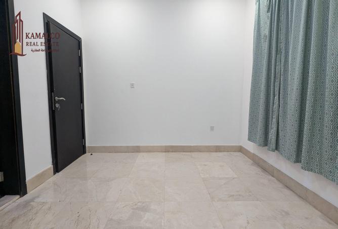 928658 - Property Image 2