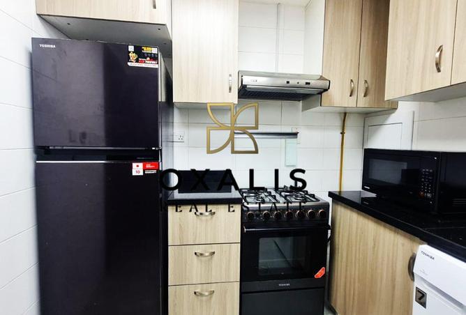 985366 - Property Image 3