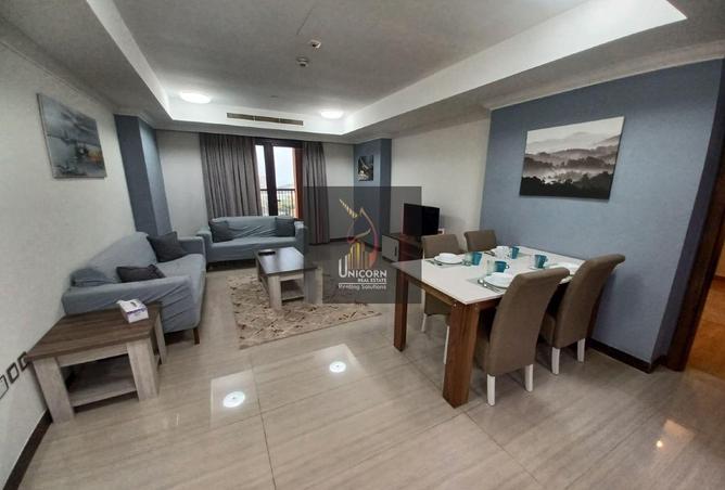 913522 - Property Image 2