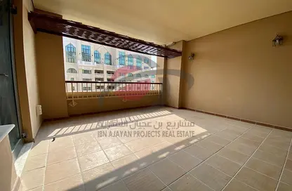 شقة - 2 غرف نوم - 3 حمامات للايجار في برج ريفييرا - جزيرة اللؤلؤة - الدوحة