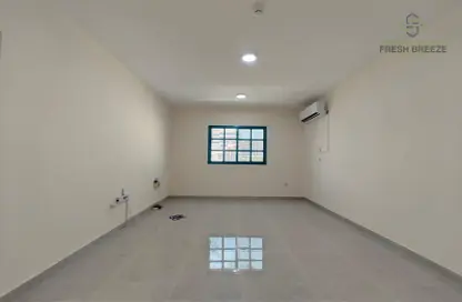 Apartment - 2 Bedrooms - 2 Bathrooms for rent in Al Aman Street - Umm Ghuwailina - Doha