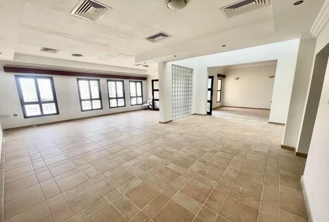 1004047 - Property Image 3