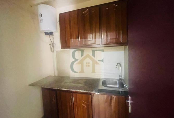 954284 - Property Image 3