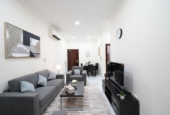905234 - Property Image 2