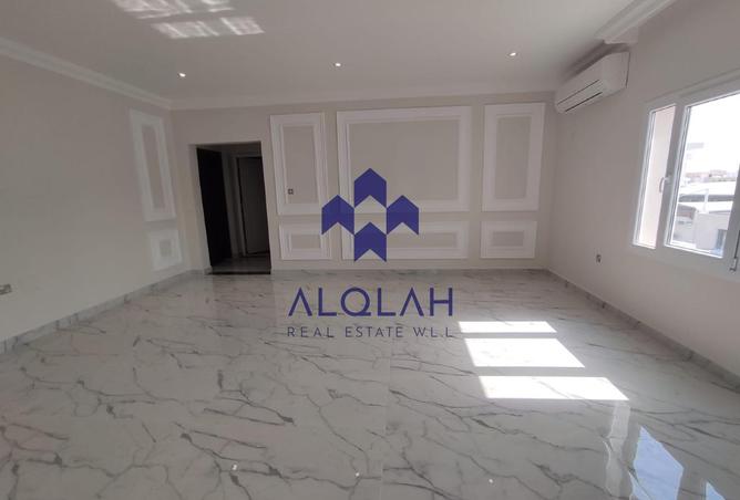 972396 - Property Image 3