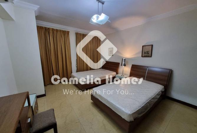 973789 - Property Image 2