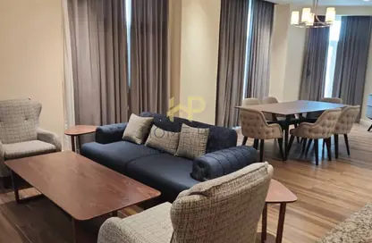 Apartment - 2 Bedrooms - 4 Bathrooms for sale in The Garden - Floresta Gardens - The Pearl Island - Doha