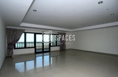 Empty Room image for: Apartment - 3 Bedrooms - 4 Bathrooms for sale in East Porto Drive - Porto Arabia - The Pearl Island - Doha, Image 1