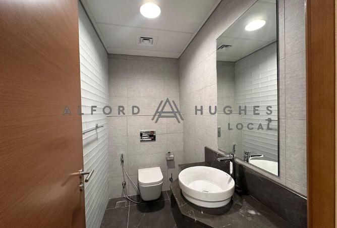 985501 - Property Image 2