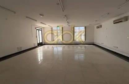 فيلا - استوديو - 4 حمامات للايجار في شارع  بو هامو - أبو هامور - الدوحة