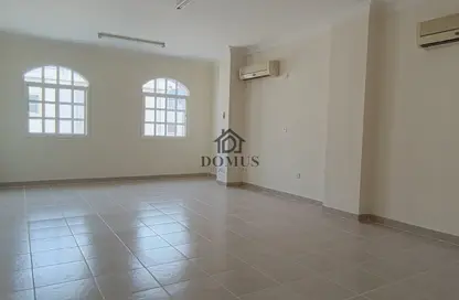 Apartment - 3 Bedrooms - 3 Bathrooms for rent in Anas Street - Fereej Bin Mahmoud North - Fereej Bin Mahmoud - Doha