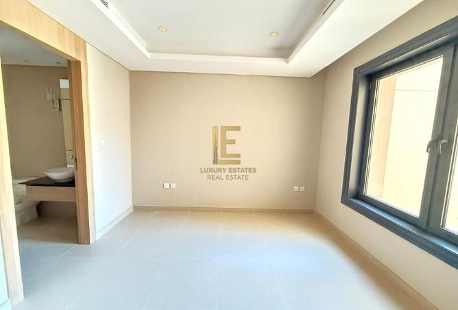 927695 - Property Image 2