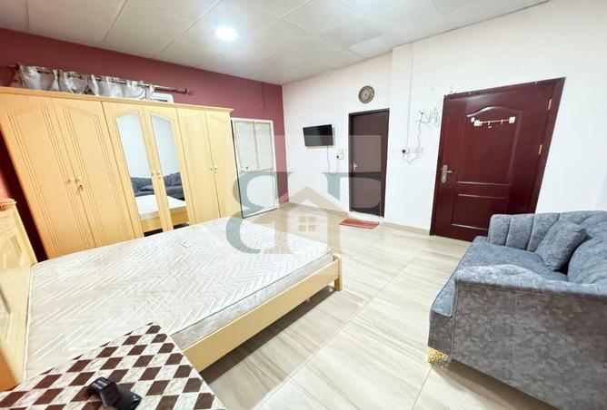 945317 - Property Image 2