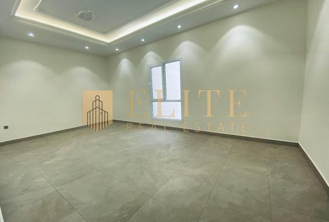 935327 - Property Main Image