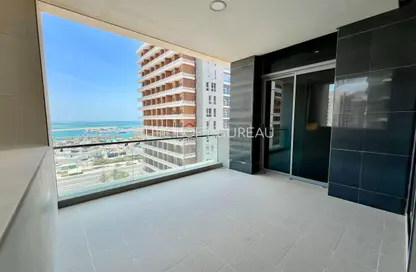 Apartment - 2 Bedrooms - 3 Bathrooms for rent in Lusail Residence - Marina District - Lusail