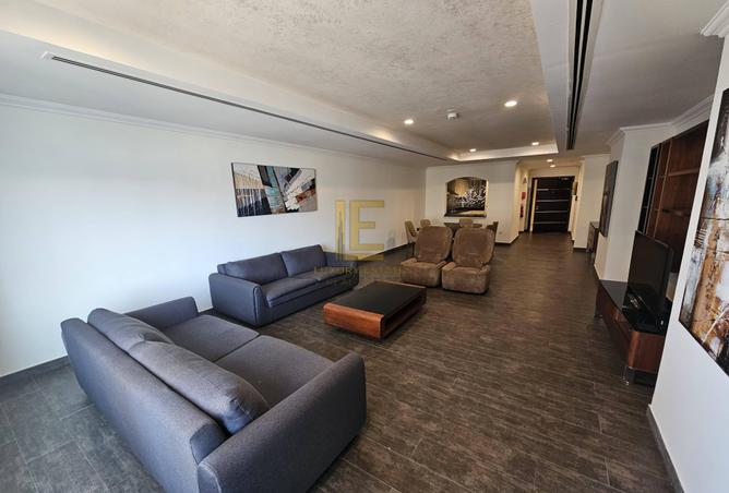 950852 - Property Image 3