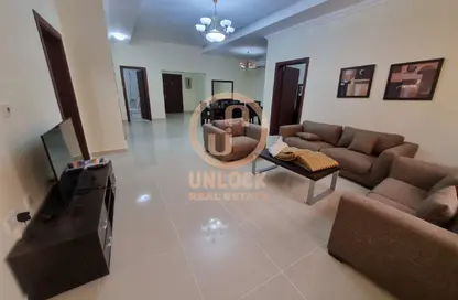 Apartment - 2 Bedrooms - 2 Bathrooms for rent in Al Doha Plaza - Al Sadd - Al Sadd - Doha