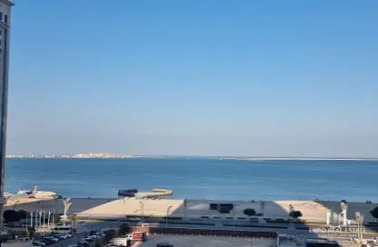 Apartment - 1 Bedroom - 2 Bathrooms for rent in West Bay - Doha