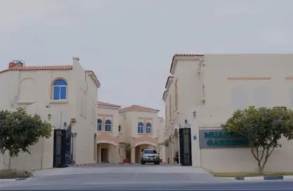 Compound - 3 Bedrooms - 3 Bathrooms for rent in Star Villas - Muaither South - Muaither Area - Doha