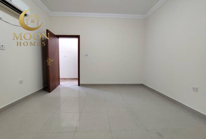 963871 - Property Image 3