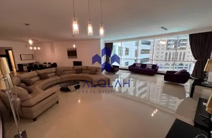 دوبلكس - 3 غرف نوم - 4 حمامات للايجار في الخليج الجنوبي - الخليج الغربي - الدوحة