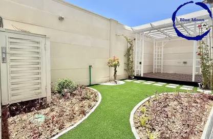 Villa - 6 Bedrooms - 7 Bathrooms for sale in Lusail Residence - Marina District - Lusail