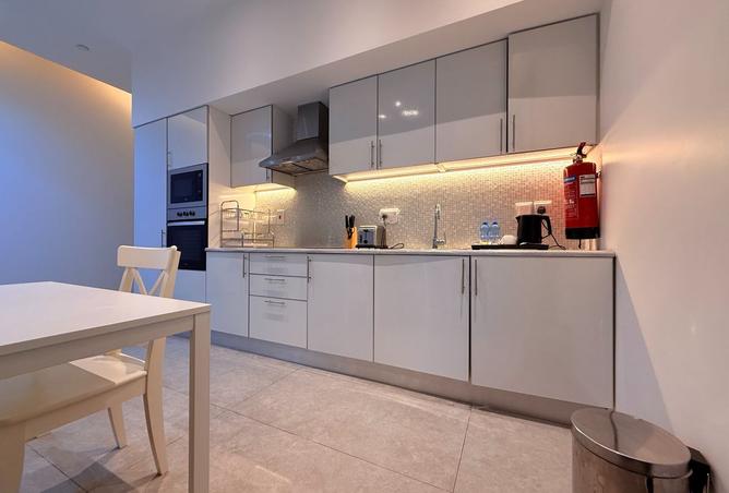 985290 - Property Image 3