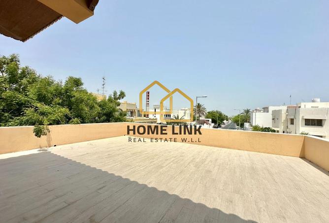 978284 - Property Image 3