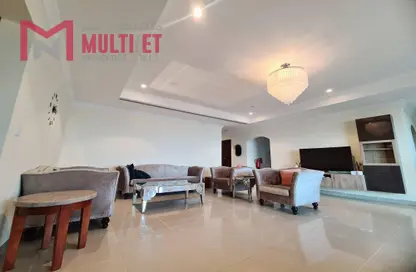 شقة - 3 غرف نوم - 4 حمامات للايجار في طريق بورتو الشرقي - بورتو أرابيا - جزيرة اللؤلؤة - الدوحة