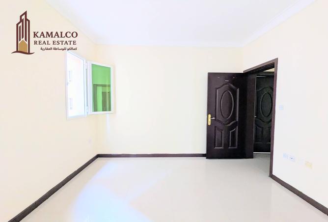 940278 - Property Image 3