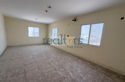 Warehouse - Studio - 7+ Bathrooms for rent in East Industrial Street - Birkat Al Awamer - Al Wakra