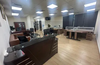 Office Space - Studio - 2 Bathrooms for rent in Umm Ghwailina Comm - Umm Ghuwalina - Umm Ghuwailina - Doha