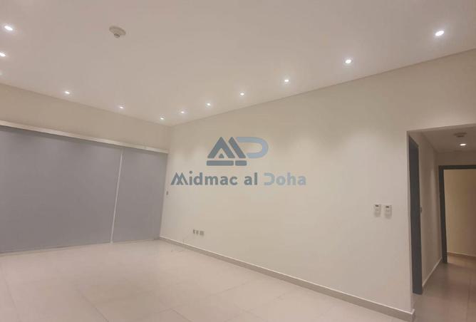 944943 - Property Image 2