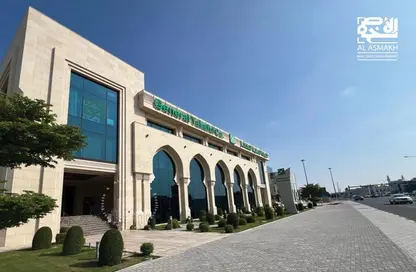 صورة لـ مبنى خارجي معرض - استوديو - 1 حمام للايجار في الطريق الدائري الثالث - السد - الدوحة ، صورة رقم 1
