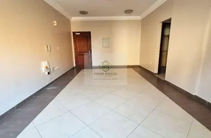 Apartment - 2 Bedrooms - 3 Bathrooms for rent in Al Sadd Road - Al Sadd - Doha Apartment - 2 Bedrooms - 3 Bathrooms for rent in Al Sadd Road - Al Sadd - Doha